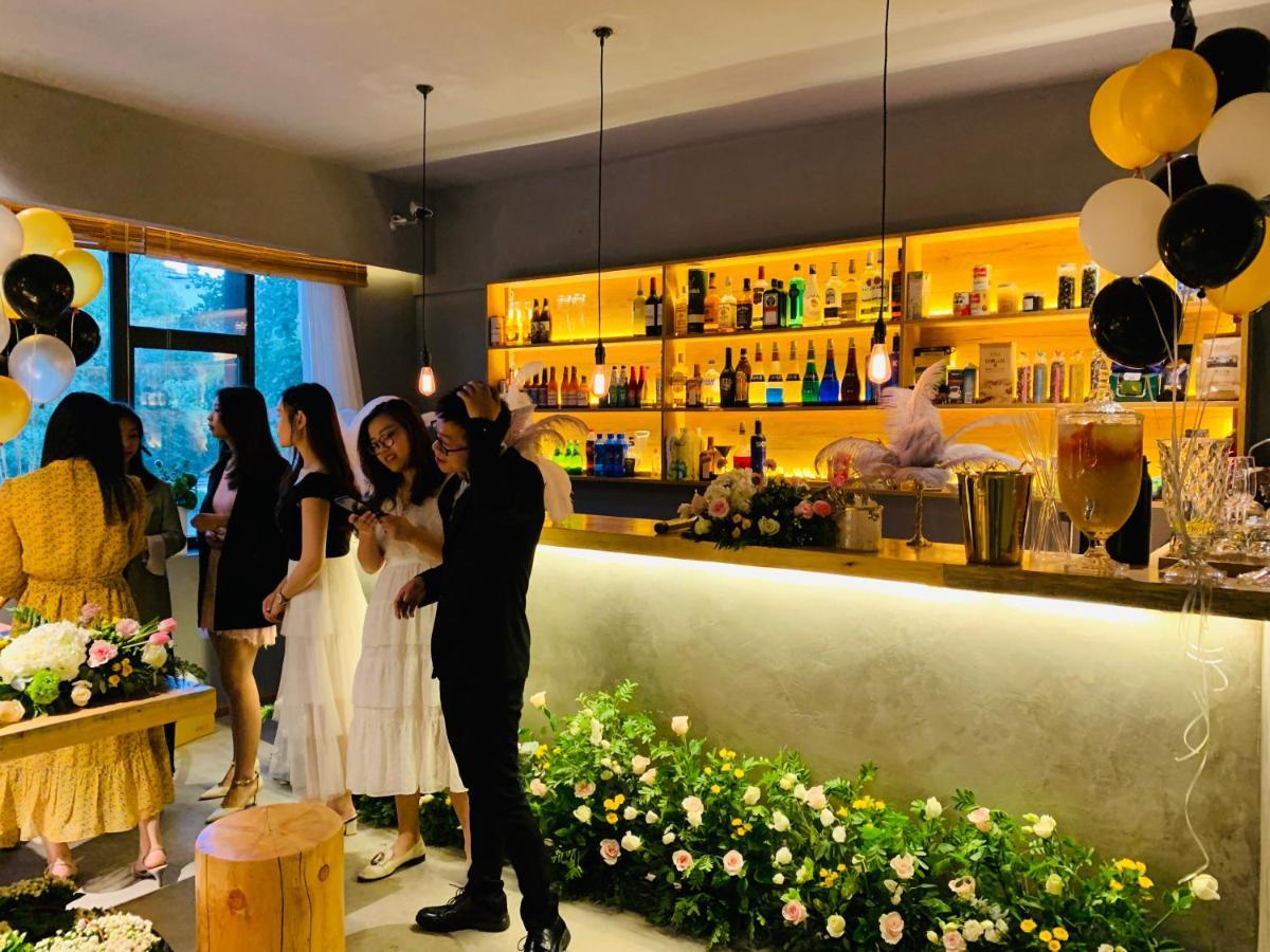 Moonlight Hotel เฉิงตู ภายนอก รูปภาพ
